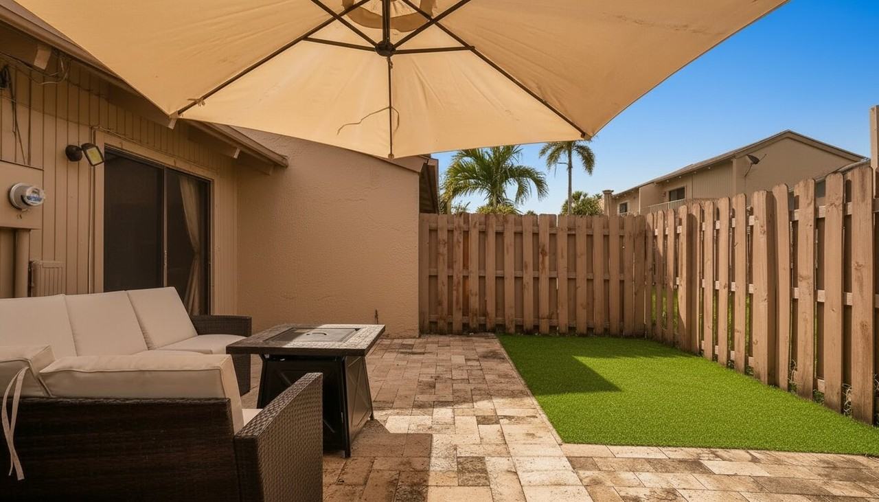 2056 Sw 81st Way - Photo 2 of 18