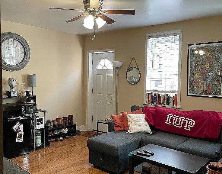 2511 Larkins Way - Photo 3 of 13