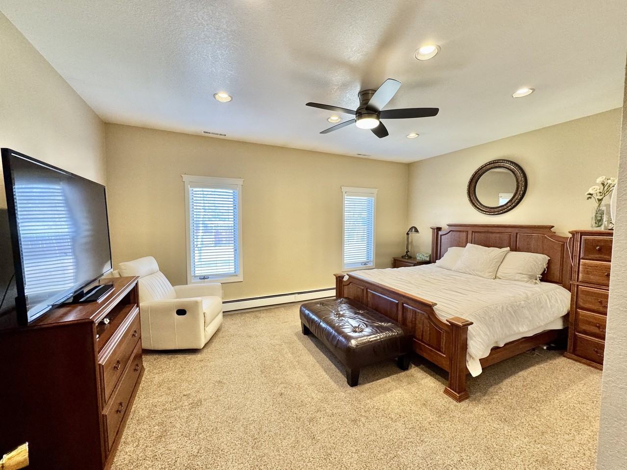 201 Riverwood Dr - Photo 3 of 16