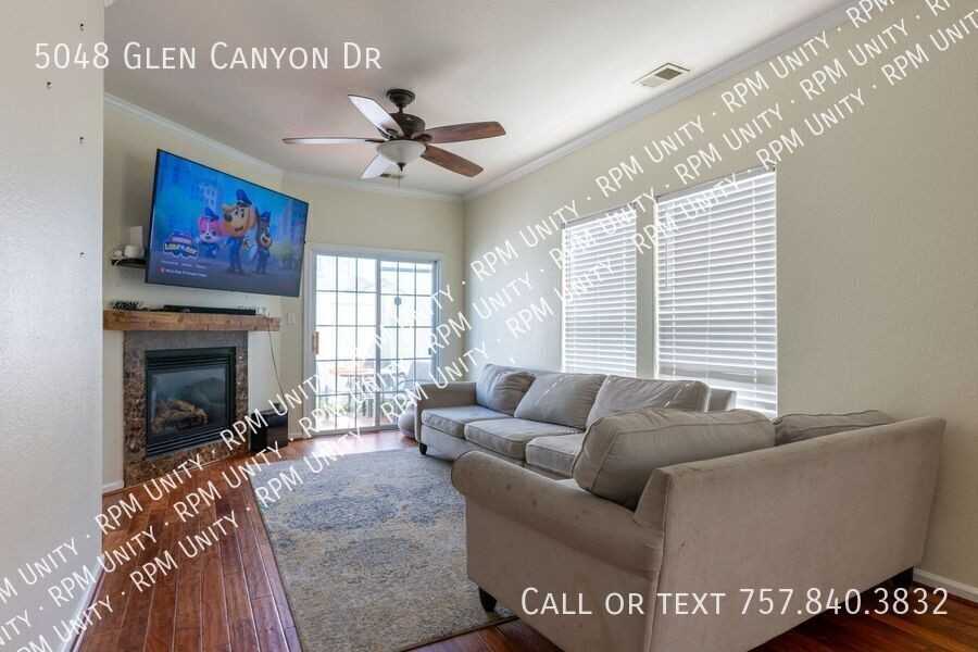 5048 Glen Canyon Dr - Photo 4 of 14