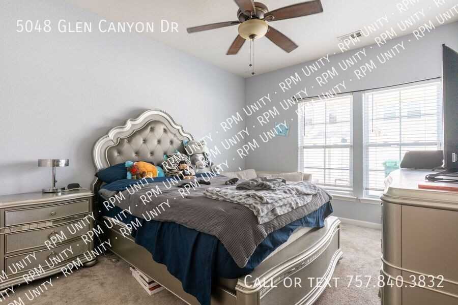 5048 Glen Canyon Dr - Photo 7 of 14