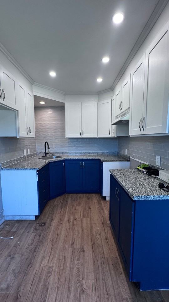 8102 Mckinley Ave - Photo 3 of 7