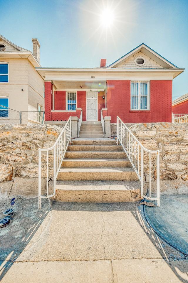 1123 N El Paso St #A - Photo 2 of 20