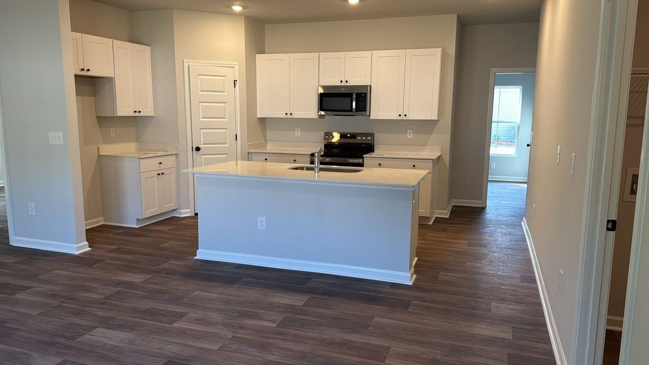 1016 Harbor Dr - Photo 2 of 26