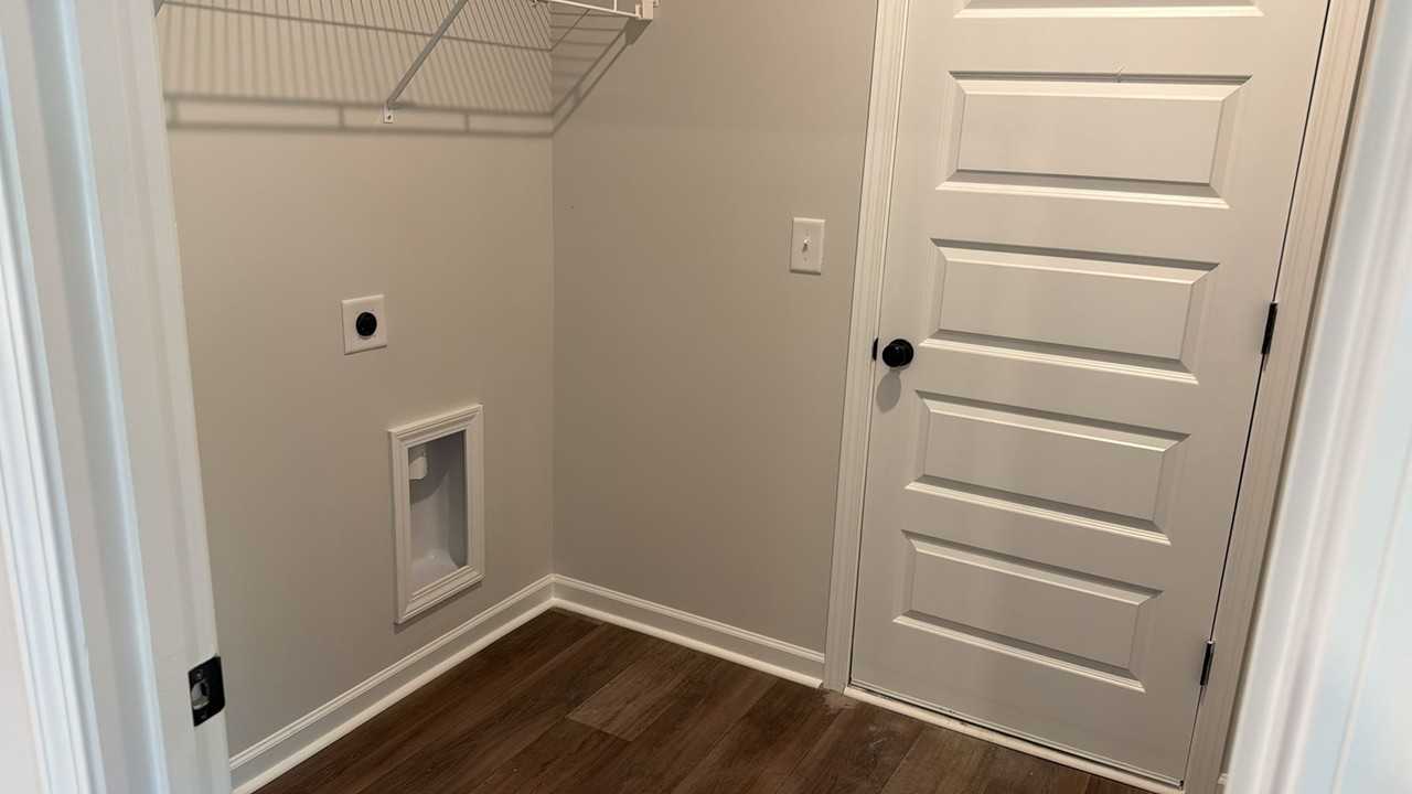 1016 Harbor Dr - Photo 7 of 26