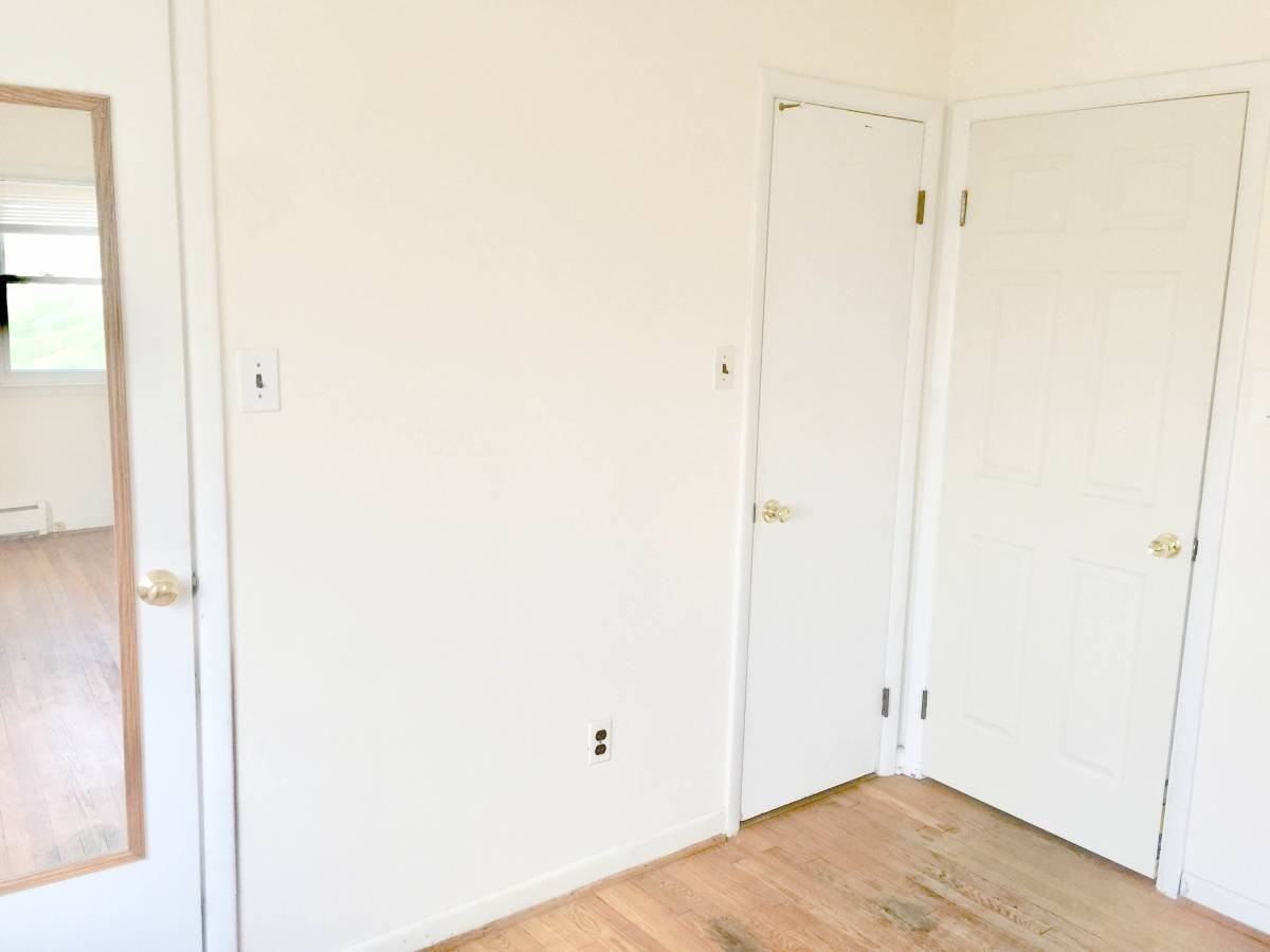 4433 Village Dr - Photo 4 of 11