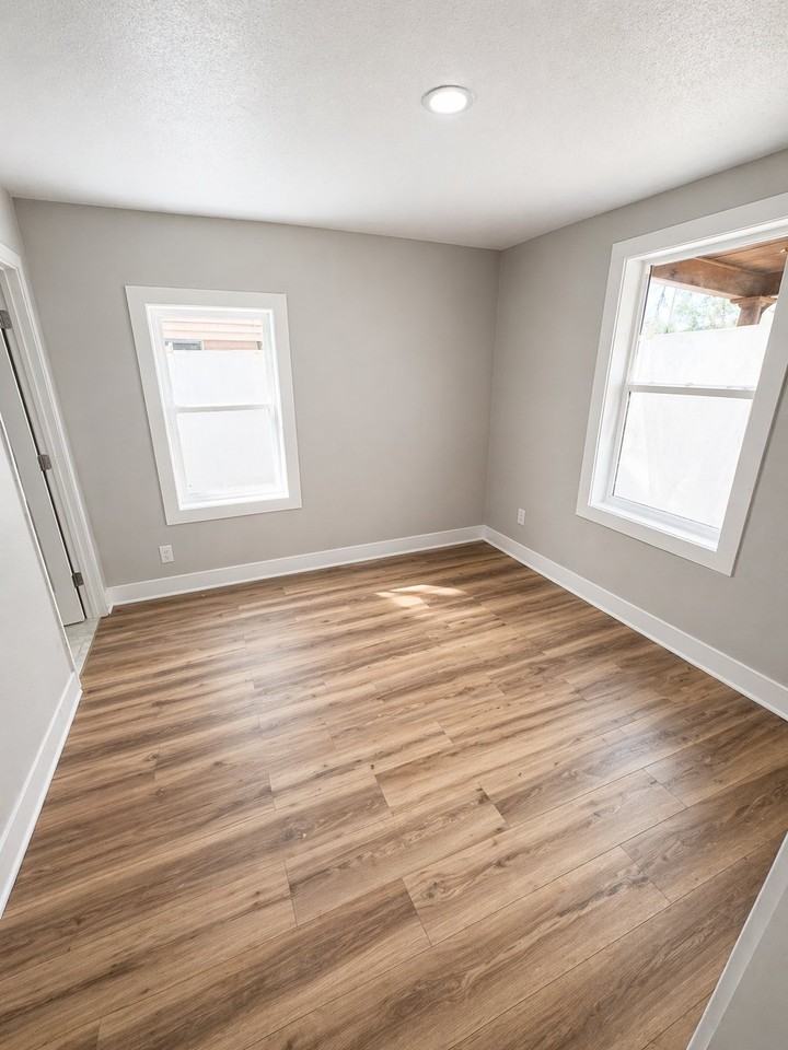 1524 Palmer Ave - Photo 6 of 7