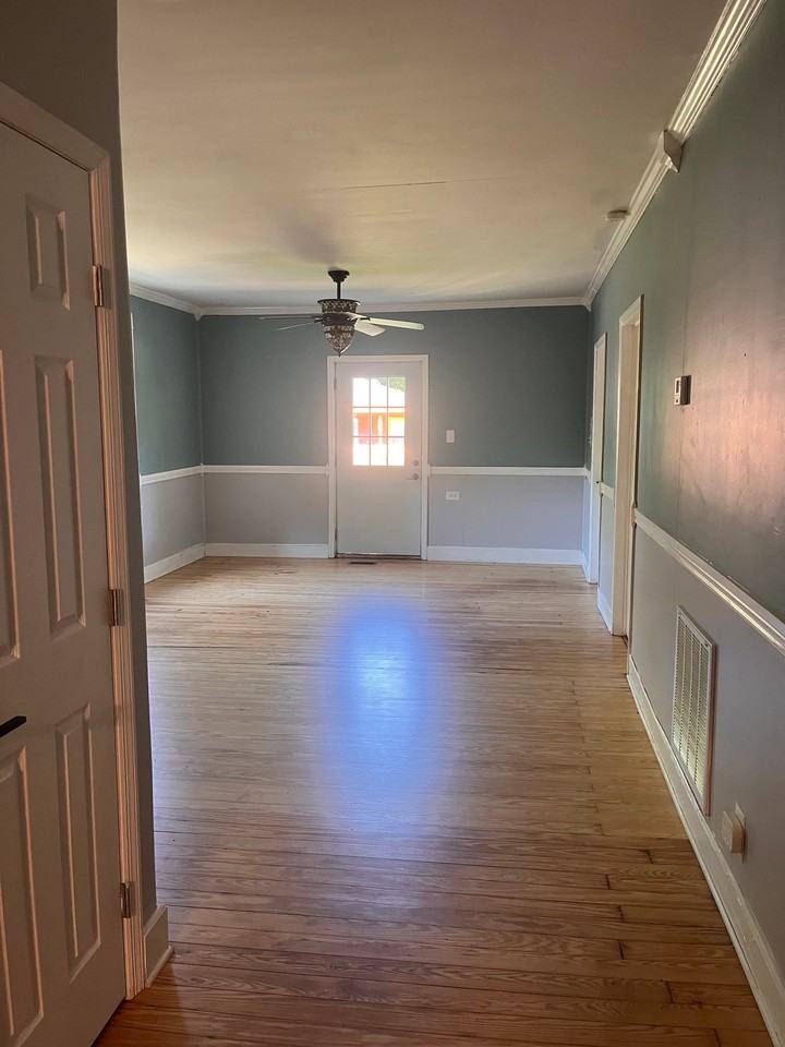 274 N Rocksprings St - Photo 4 of 16