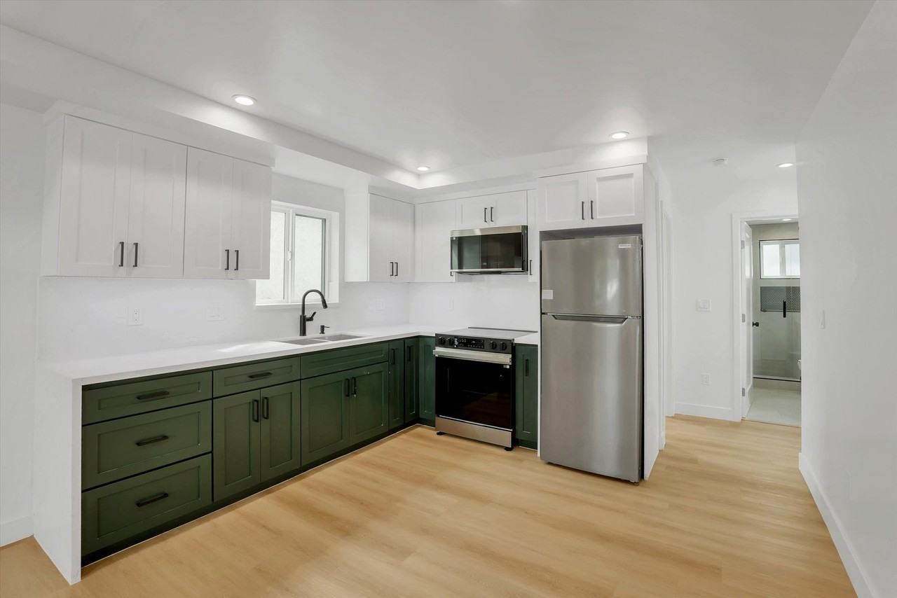 2114 E 2nd St - Photo 3 of 19