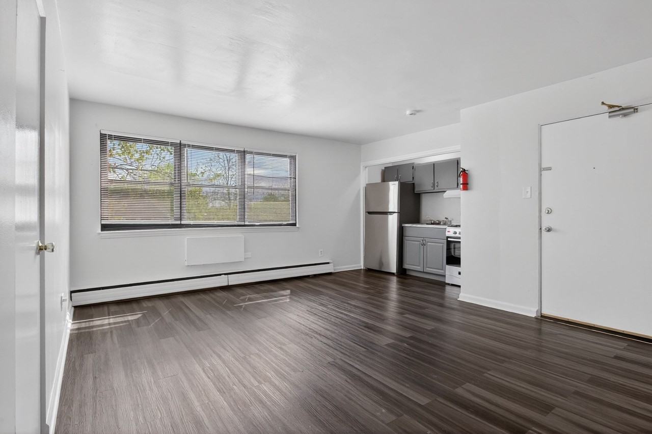 1103 Edgewood Ave #1A - Photo 4 of 12