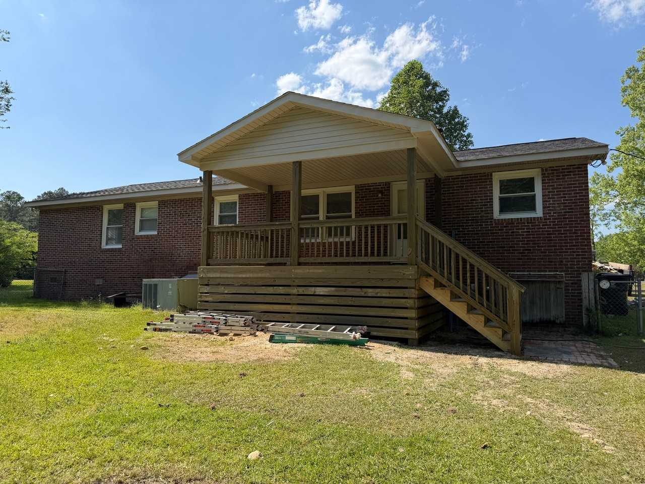 280 Currituck Rd - Photo 2 of 20