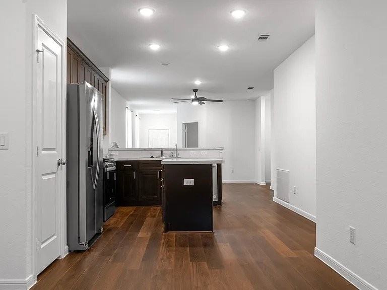 10222 Clearwick St - Photo 5 of 10