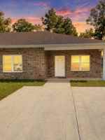 featured image of 19238 Horseshoe Cir #1