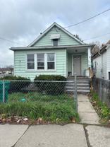 822 19th St - Photo 1 of 1