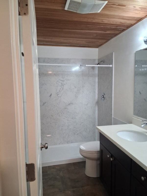 10800 Roosevelt Way Ne #201 - Photo 2 of 7