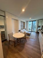 featured image of 987 Queen St #3908