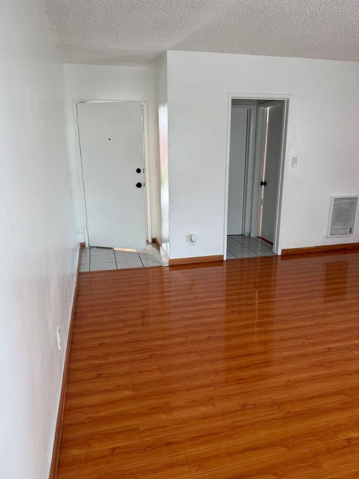 7657 Sepulveda Blvd #34 - Photo 5 of 15