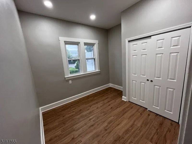 339 Valley Brook Ave #1E - Photo 2 of 8