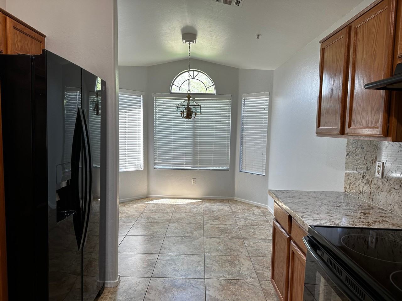 10317 E Penstamin Dr - Photo 4 of 10