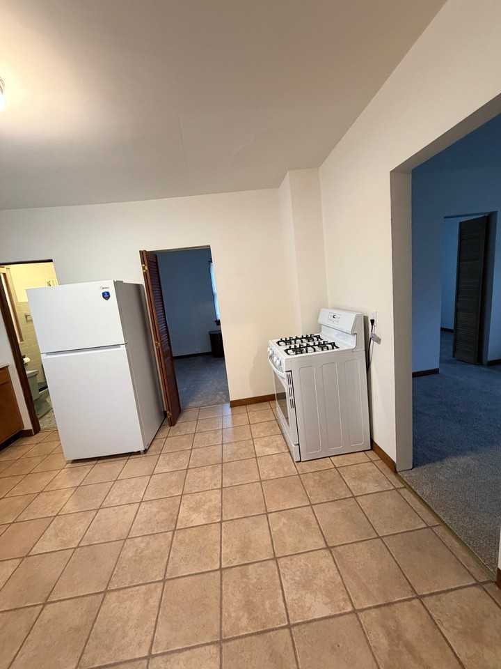 1314 121st St #REAR - Photo 4 of 11