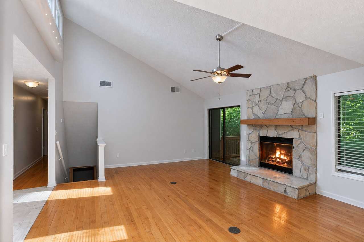 468 Watson Ferry Dr - Photo 5 of 9