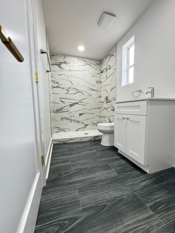 8319 Jana Dr - Photo 3 of 10