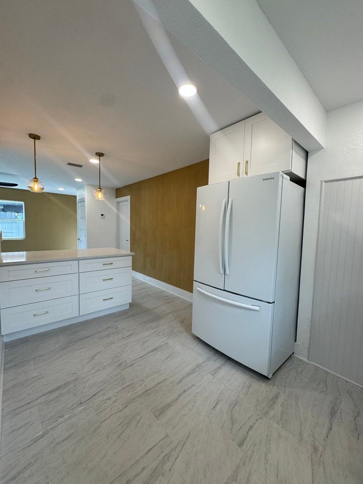 8319 Jana Dr - Photo 7 of 10