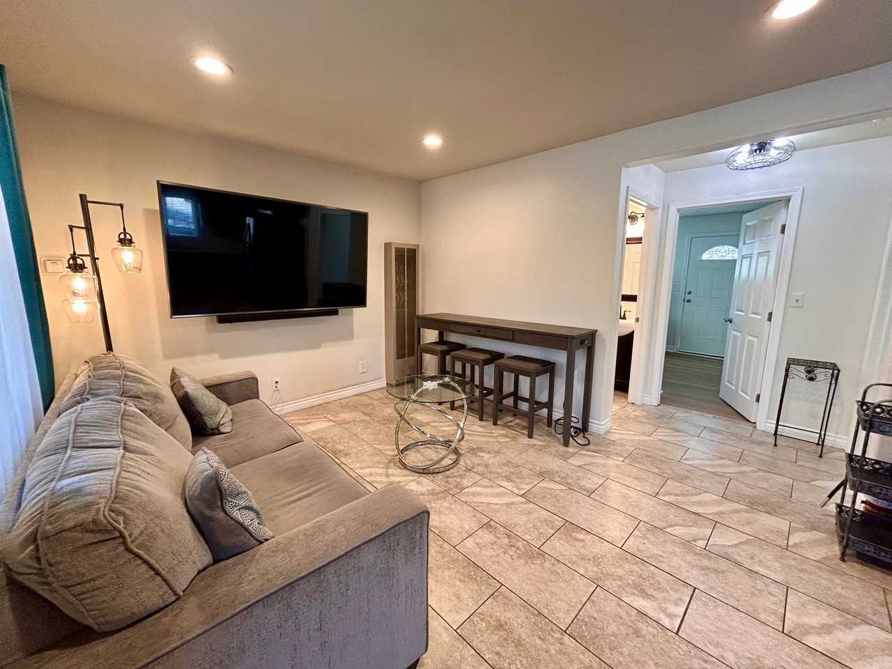 1366 N Soto St - Photo 6 of 14