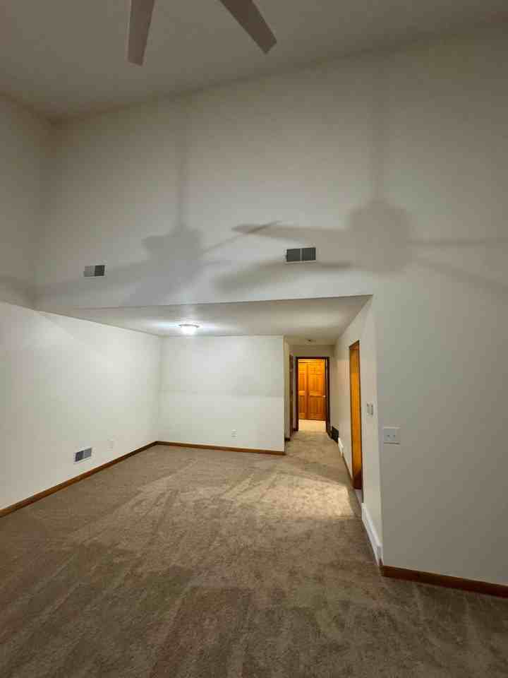 42 Parkington Cir - Photo 6 of 14