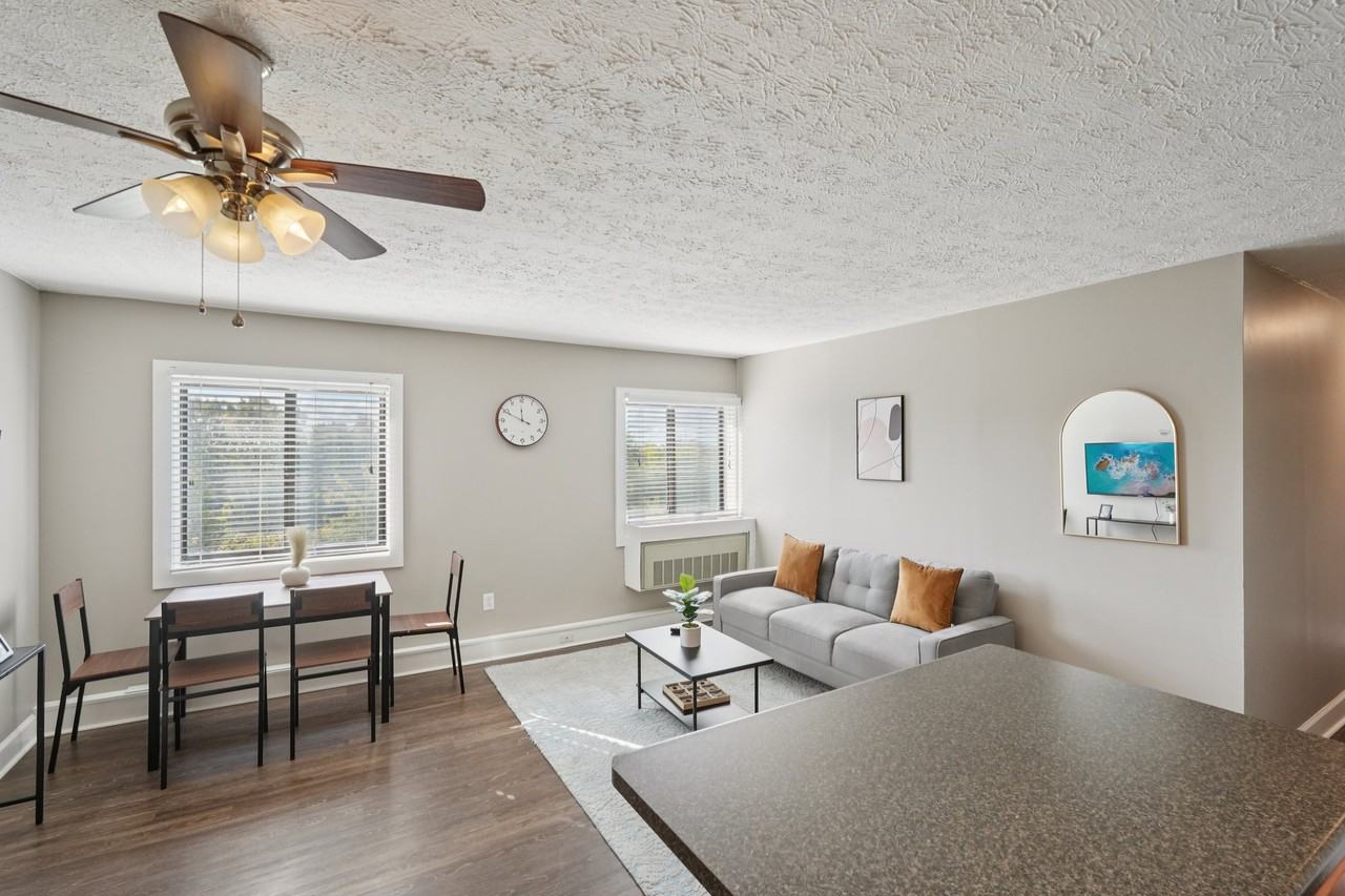 1150 N White River Parkway W Dr - Photo 4 of 11