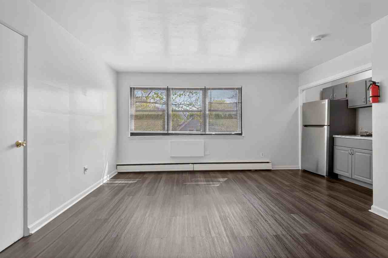 1208 Edgewood Ave #1A - Photo 5 of 8