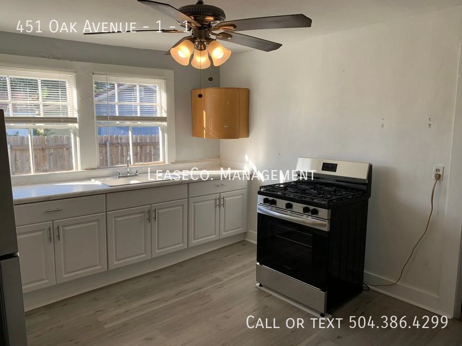 451 Oak Ave #1 - Photo 4 of 10