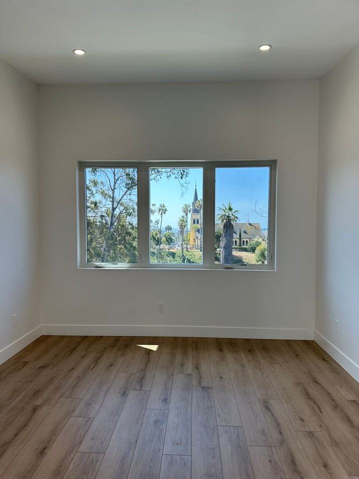 2320 F St #2336 - Photo 7 of 25