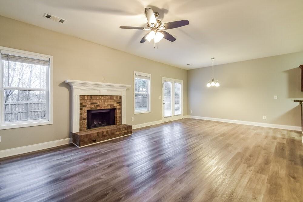 1950 Lily Valley Dr - Photo 4 of 17