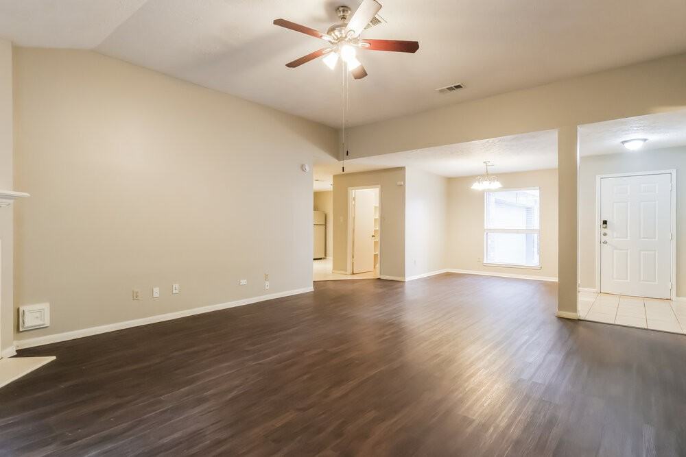 28807 Binefield St - Photo 4 of 16