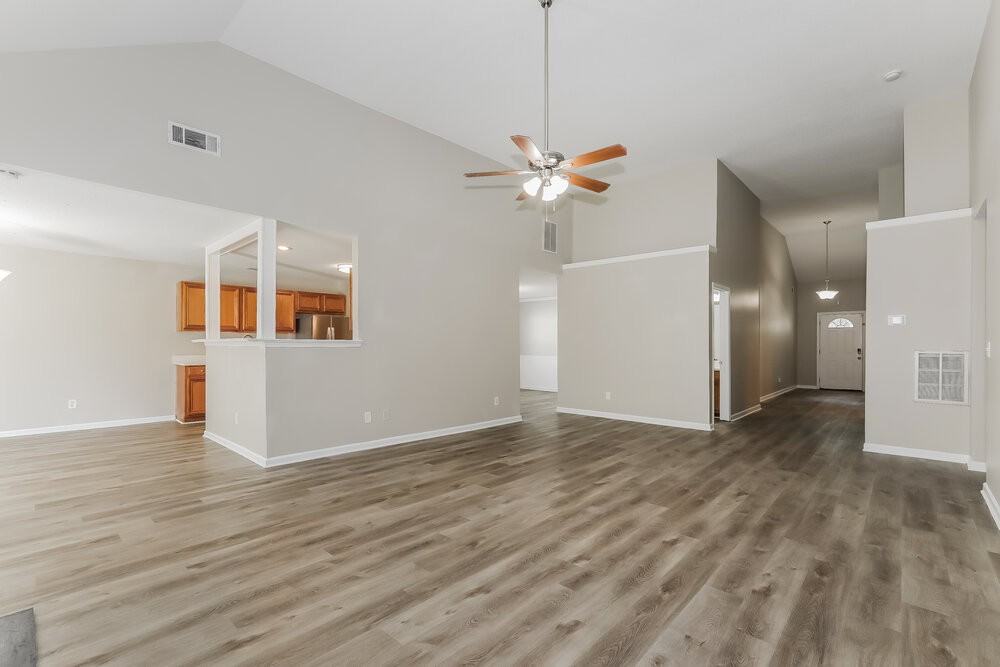 1597 Rice Sq - Photo 5 of 19