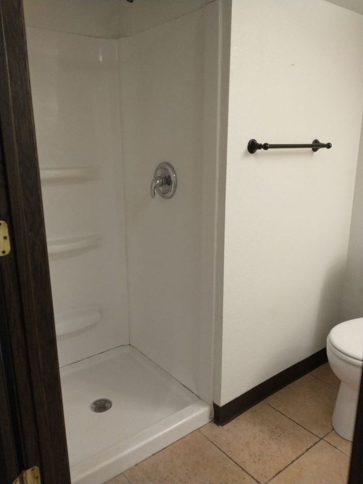 Southpoint Apartments - Photo 4 of 6