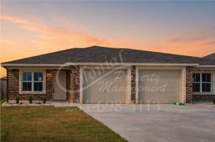 featured image of 3204 Stonewall Dr #B