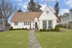 319 Oakland Beach Ave #NA - Photo 1 of 1