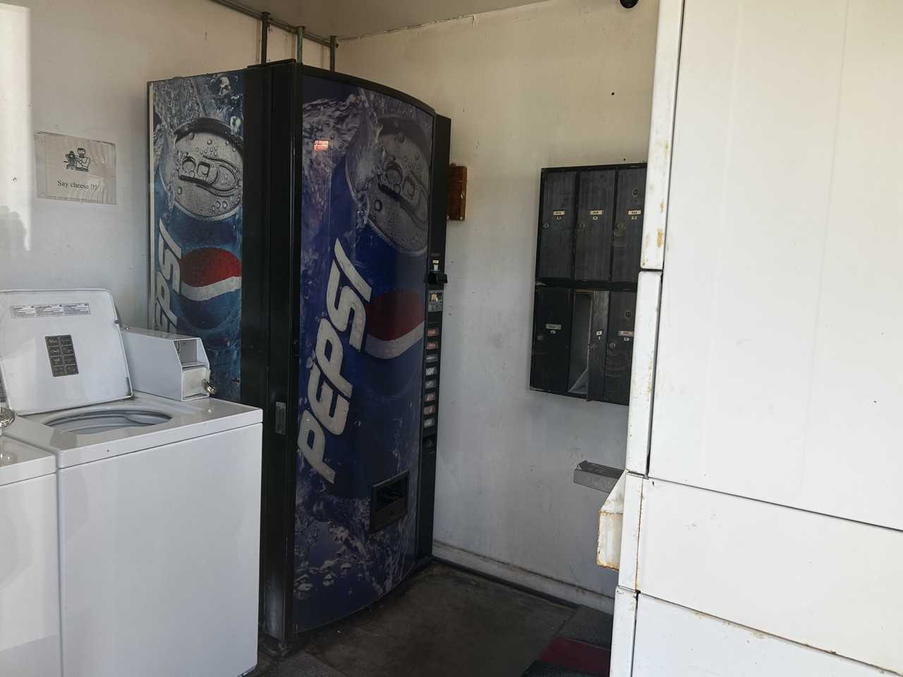 519 Warren St #D - Photo 5 of 17