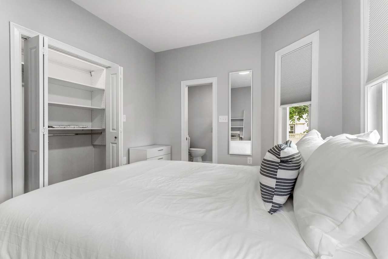 1047 Saratoga St #4 - Photo 2 of 20