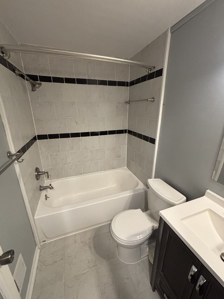 318 Blanche St #324 - Photo 3 of 5