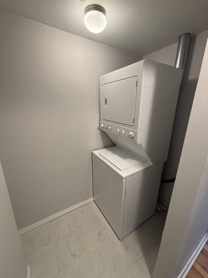 318 Blanche St #324 - Photo 4 of 5