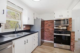 975 Washburn St #NA - Photo 1 of 1