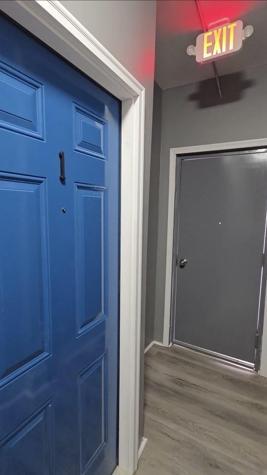 105 Walnut Ave #1