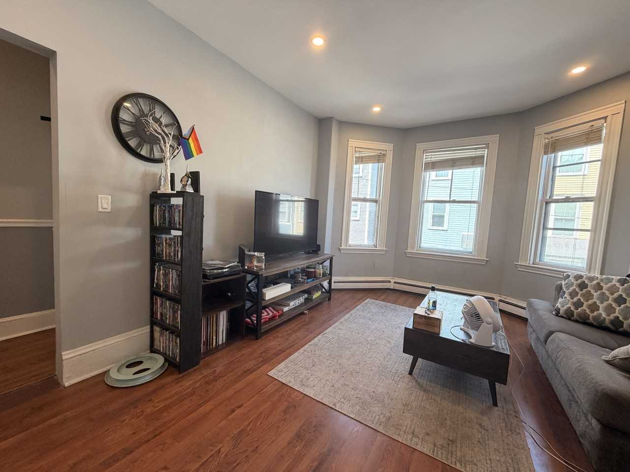 18 Washburn St #2 - Photo 6 of 38
