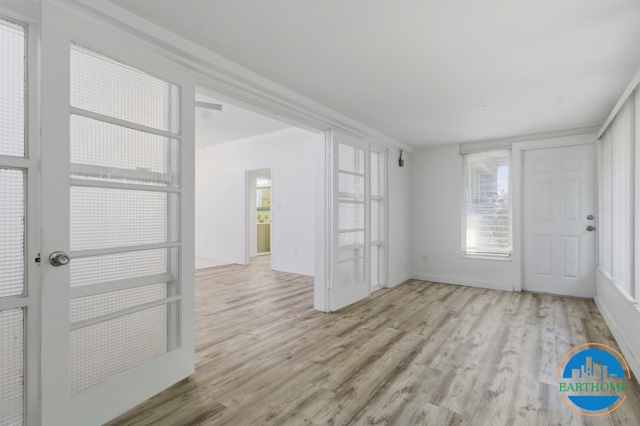 6366 Hampton Dr N #NA - Photo 7 of 26