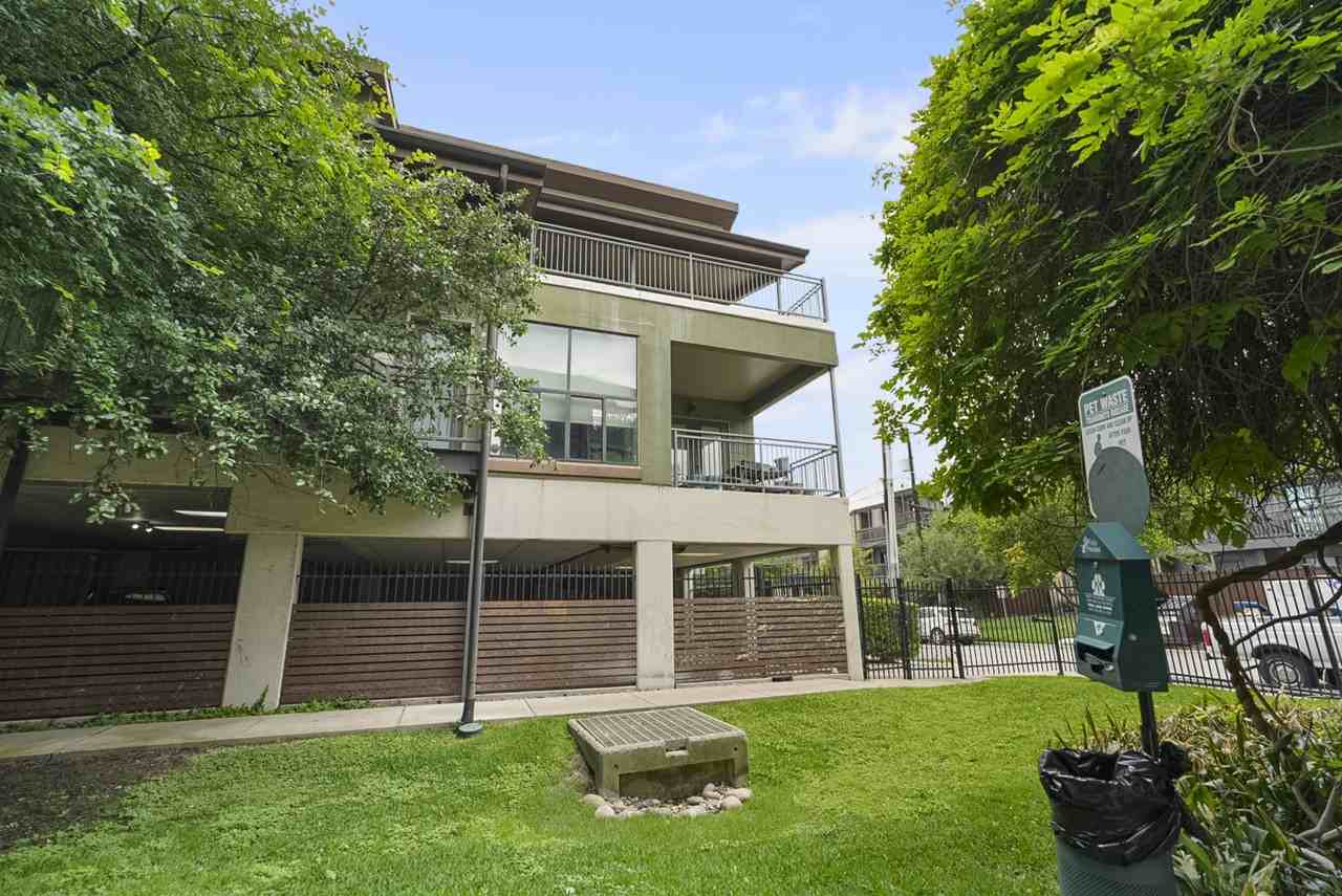 911 Keith Ln #15 - Photo 2 of 23