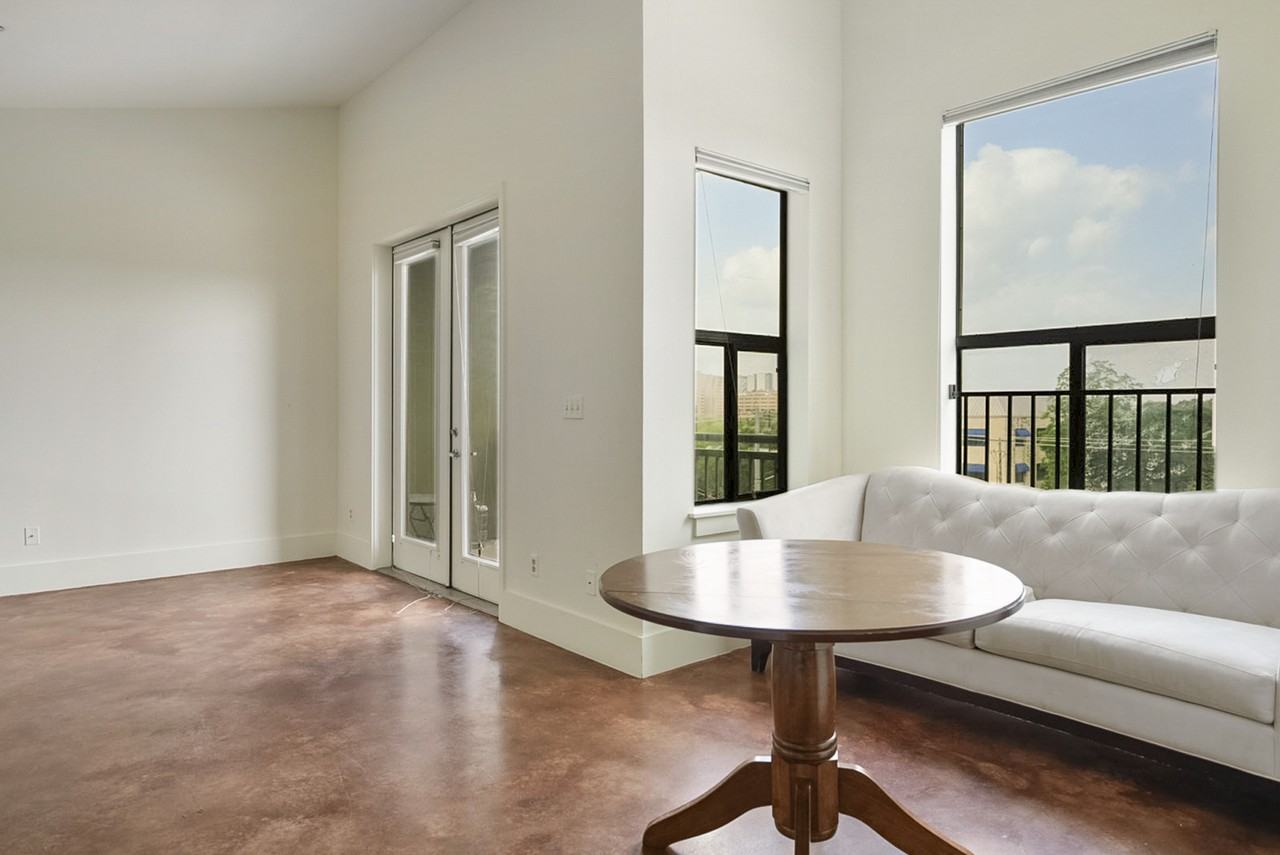 911 Keith Ln #15 - Photo 5 of 23