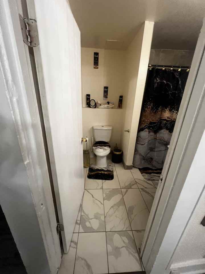 917 Manitoba Ave - Photo 4 of 11